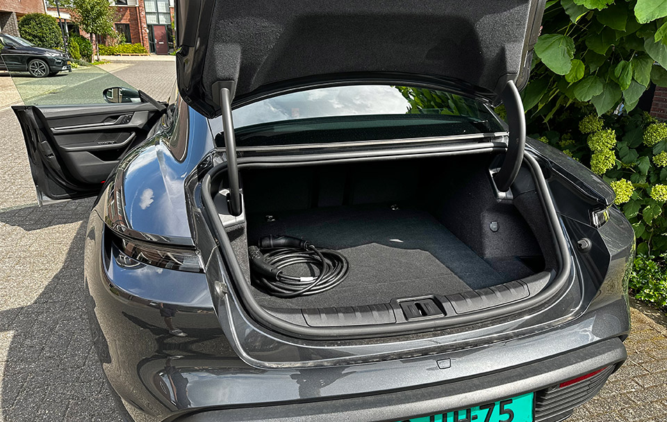 Porsche Taycan Porsche Taycan